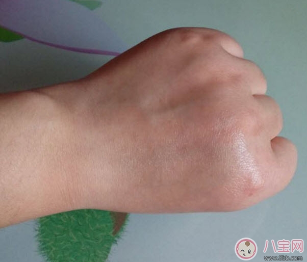 哈罗闪婴儿护肤霜怎么样好用吗 哈罗闪护肤霜敏感皮肤的宝宝能使用吗
