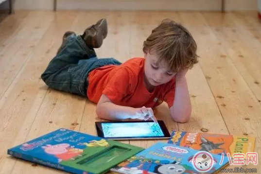 小孩经常玩ipad怎么保护眼睛 小孩看ipad指导时间