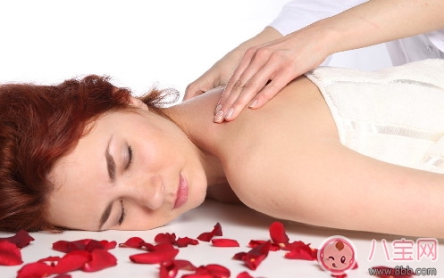 怎样让女性爱液变多 性生活时怎样增加女性爱液分泌