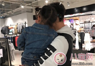 带孩子逛街太累的说说图片 逛街带孩子麻烦的说说感慨