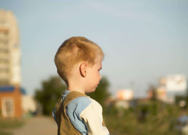 感叹和孩子分房心情说说 和孩子分房睡觉心情说说朋友圈