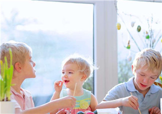 孩子不经意间长大了的心情说说 形容孩子不经意间长大的句子短语感慨