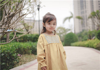 孩子不经意间长大了的心情说说 形容孩子不经意间长大的句子短语感慨