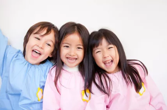 送孩子上学的心情说说 送宝宝上幼儿园说说心情短语