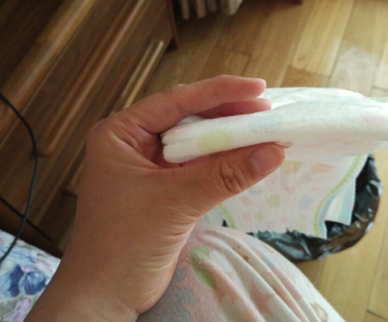 家得宝金装和王牌哪个好 家得宝王牌金装纸尿裤对比