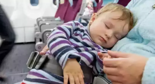 国庆节旅游带娃做飞机还是高铁 婴儿坐飞机好还是高铁好2018
