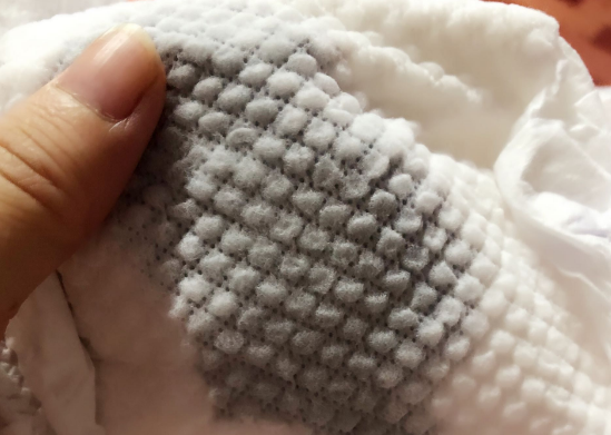 小鹿叮叮纸尿裤好吸收吗 小鹿叮叮超薄纸尿裤测评 小鹿叮叮纸尿裤好吸收吗 小鹿叮叮超薄纸尿裤测评