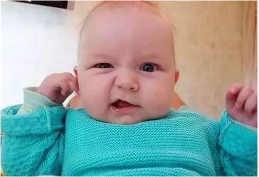 为什么宝宝经常性挠耳朵 宝宝挠耳朵什么原因