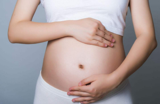 孕妇的肚子可以摸吗   孕妇肚子正确抚摸方法
