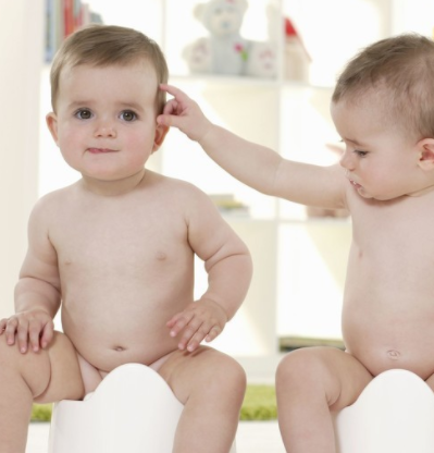 如何教宝宝上厕所 宝宝几个月开始如厕训练