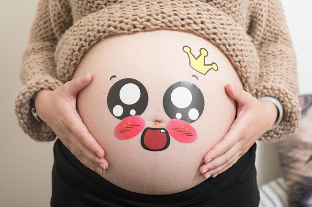孕期胎儿不入盆是什么原因 孕期胎儿不入盆可以顺产吗