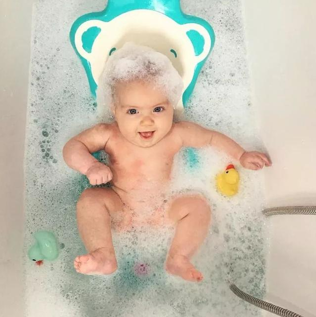 宝宝湿疹可以洗澡吗 宝宝起湿疹洗澡需要注意什么
