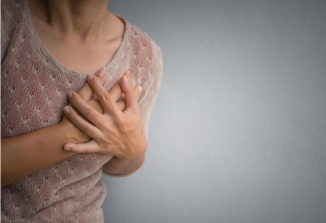 胸大的女性更容易得乳腺癌吗 自查可以发现乳腺癌吗