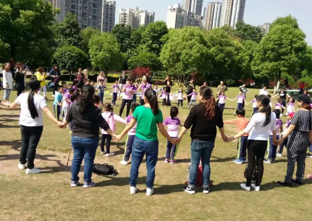 2019幼儿园春游活动方案 幼儿园亲子春游活动方案