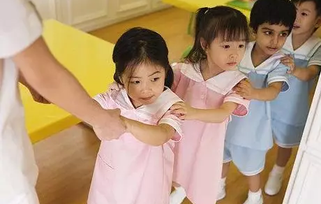 幼儿园出游安全教案及反思 2019幼儿园安全活动教案反思