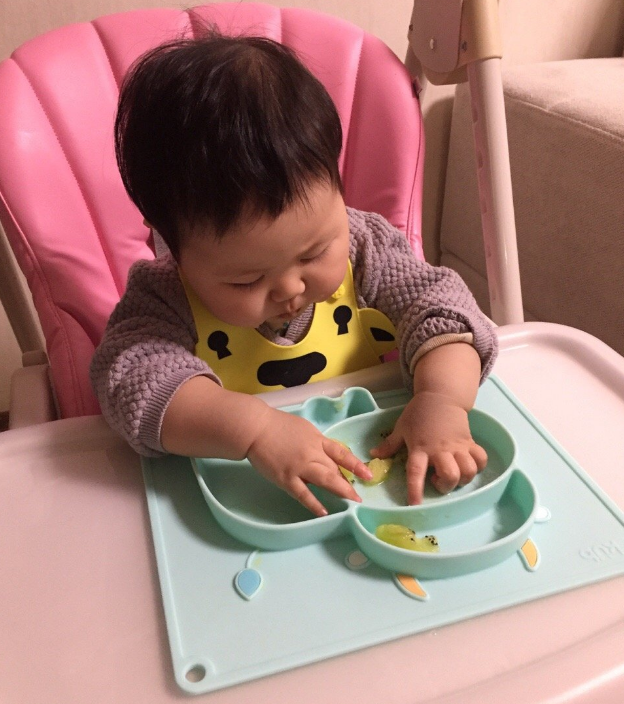 感叹宝宝会走路了说说 宝宝第一次走路的心情感慨