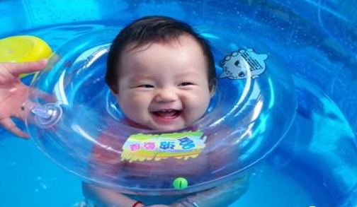 宝宝游泳多长时间最好 宝宝游泳时间推荐