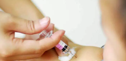 小孩接种疫苗能隔天打吗 宝宝能隔天接种疫苗吗