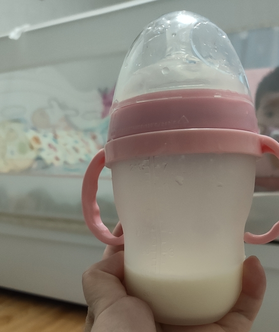 雅培铂优恩美力2段奶粉怎么样 雅培铂优恩美力2段试用测评 雅培铂优恩美力2段奶粉怎么样 雅培铂优恩美力2段试用测评