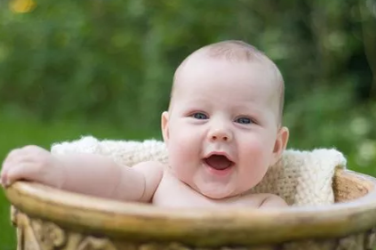 引起孩子铅中毒的原因有哪些 铅中毒对儿童发育的影响 引起孩子铅中毒的原因有哪些 铅中毒对儿童发育的影响