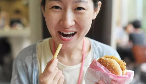 孕妇铅中毒症状有哪些 孕妇用化妆品要谨慎 孕妇铅中毒症状有哪些 孕妇用化妆品要谨慎