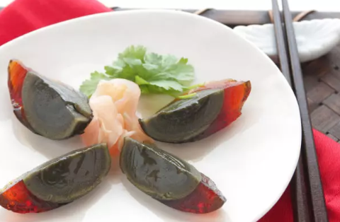 孕妇吃松花蛋会铅中毒吗 孕妇偶尔吃松花蛋有影响吗 孕妇吃松花蛋会铅中毒吗 孕妇偶尔吃松花蛋有影响吗