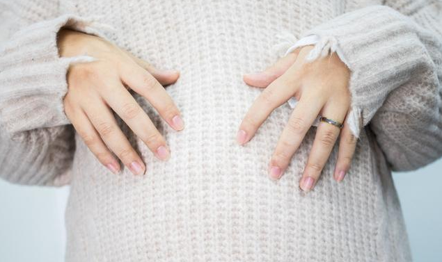 孕妇跷二郎腿会得静脉曲张吗 孕妇静脉曲张对宝宝有影响吗