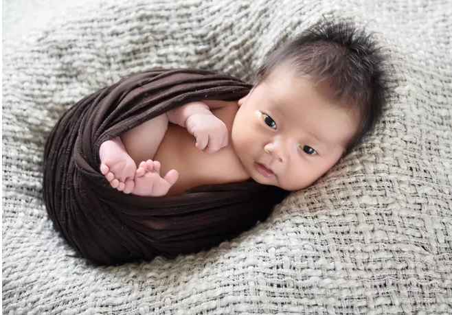 宝宝满月怎么发朋友圈 宝宝满月了妈妈的心情短语