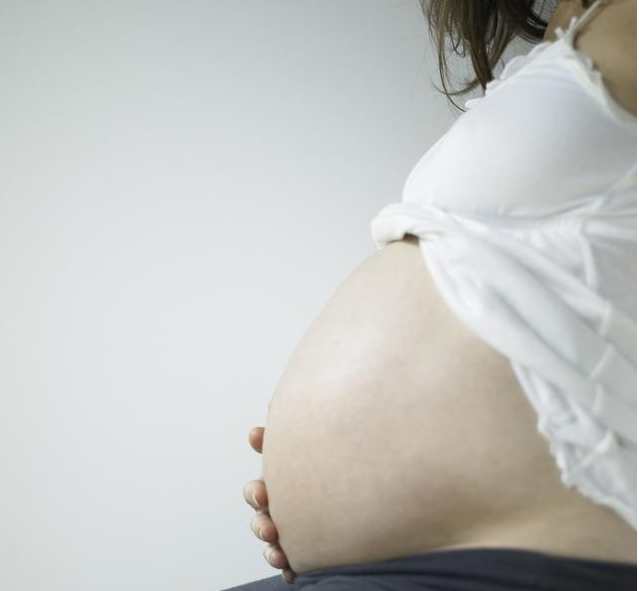 孕期性高潮会导致早产吗 孕期哪些情况不适合过性生活