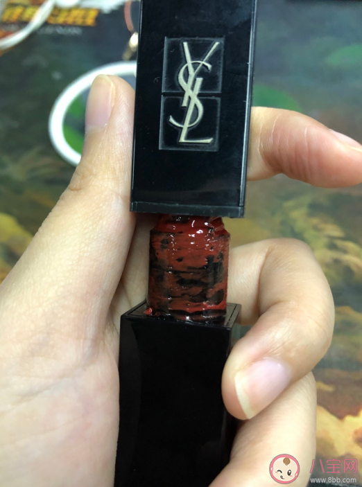 ysl416会漏是真的吗 ysl416唇釉值得买吗(ysl416唇釉平替）