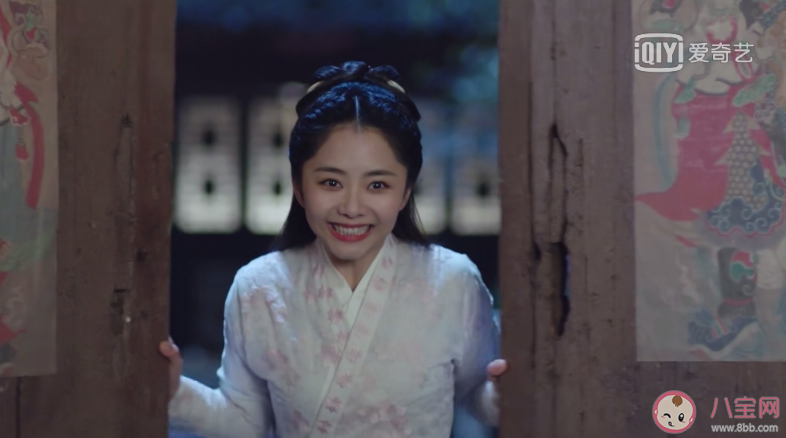 你听那秋末的落叶是什么歌曲 你听那秋末的落叶下一句是那么歌词