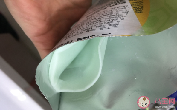 春雨绿蜂蜜面膜功效怎么样 春雨绿蜂蜜面膜纸服帖吗