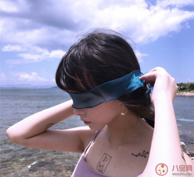 怎么用方言夸一个女孩子好看 各地方的方言是怎么形容女孩子长得好看