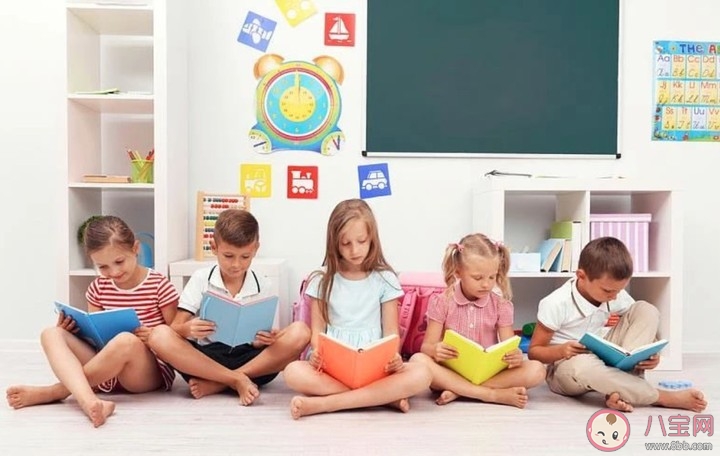 可以提前教小孩学认字吗 小孩阅读能力什么时候培养