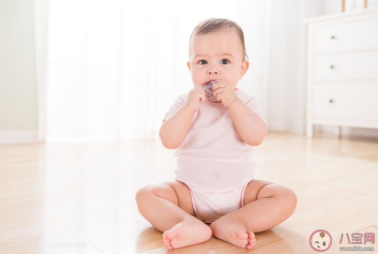 宝宝换奶粉拉肚子怎么办 怎么缓解孩子换奶粉拉肚子