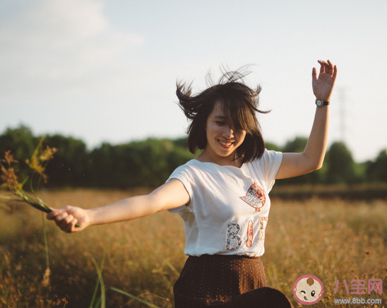 世界微笑日朋友圈文案大全 适合世界微笑日发朋友圈句子