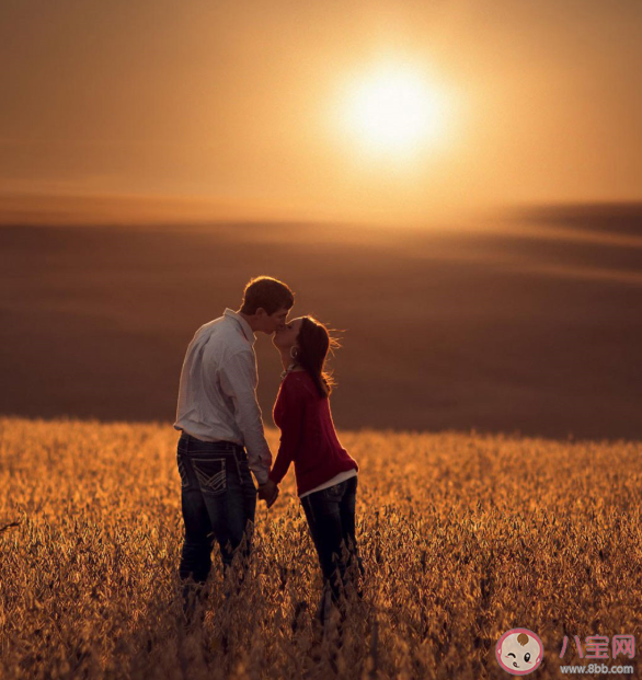 付出却没有回报的朋友圈说说配文 付出没有回报的心情感慨句子 付出却没有回报的朋友圈说说配文 付出没有回报的心情感慨句子