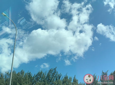 带孩子秋游朋友圈说说配文 带孩子秋游的优美句子感言 带孩子秋游朋友圈说说配文 带孩子秋游的优美句子感言