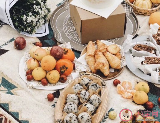 带孩子秋游朋友圈说说配文 带孩子秋游的优美句子感言 带孩子秋游朋友圈说说配文 带孩子秋游的优美句子感言