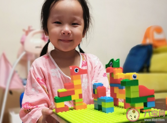 孩子做手工的朋友圈文案说说 陪孩子做手工发微信幽默句子