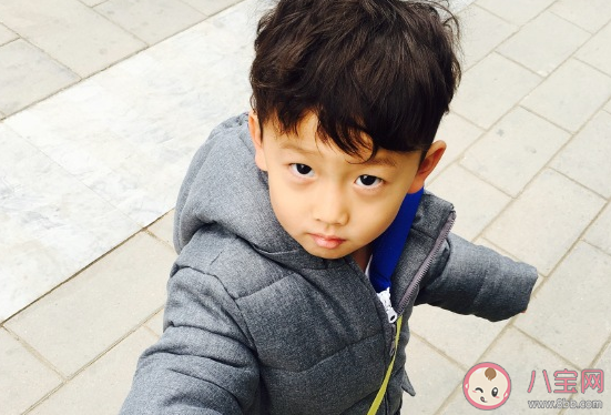 带孩子逛超市的说说朋友圈文案 陪孩子逛超市的心情说说 带孩子逛超市的说说朋友圈文案 陪孩子逛超市的心情说说