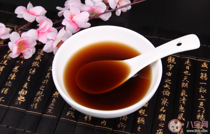 怎么样照顾生理期的女朋友 女朋友生理期男生怎么表现
