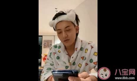 我向你敬礼salute是什么梗 我向你敬礼salute梗的出处是什么