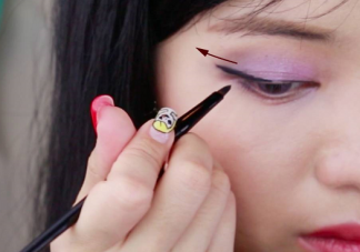 派对猫眼妆的妆面特点怎么化 猫眼妆眼线画法大全