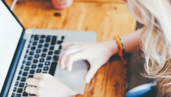 2021春节加班工资怎么算 在岗7日可领17日加班费是真的吗