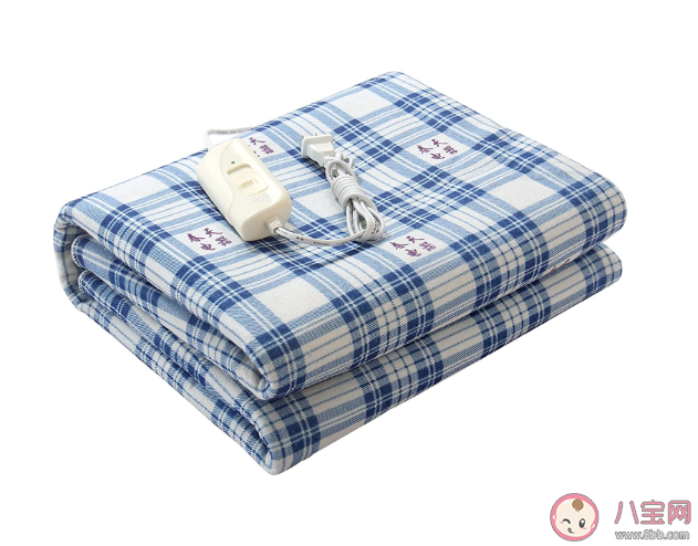 睡电热毯的利弊有哪些 睡电热毯的好处和坏处 睡电热毯的利弊有哪些 睡电热毯的好处和坏处