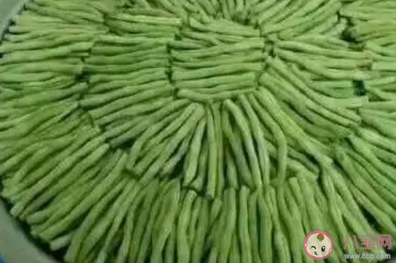 辽宁一超市蔬菜摆放太整齐引围观这么回事 蔬菜可以摆得多整齐