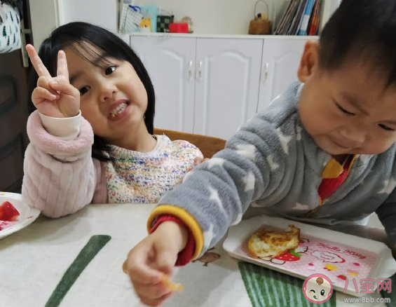 女儿放寒假妈妈的心情说说 女儿放寒假回来感慨句子
