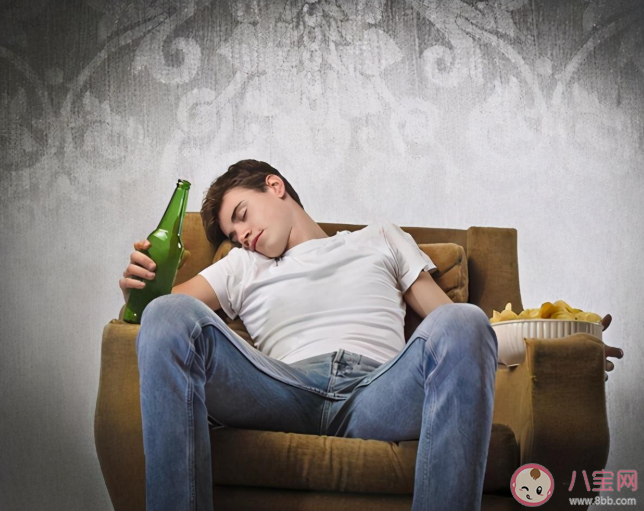 喝酒会导致血糖升高还是降低 糖尿病人能喝酒吗