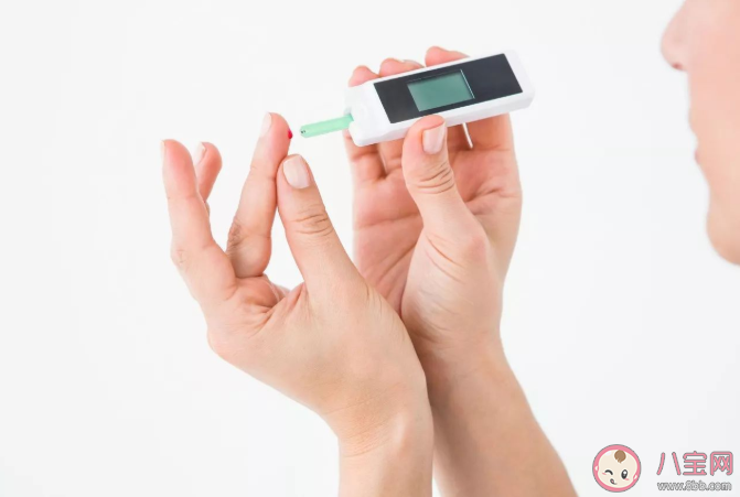 喝酒会导致血糖升高还是降低 糖尿病人能喝酒吗